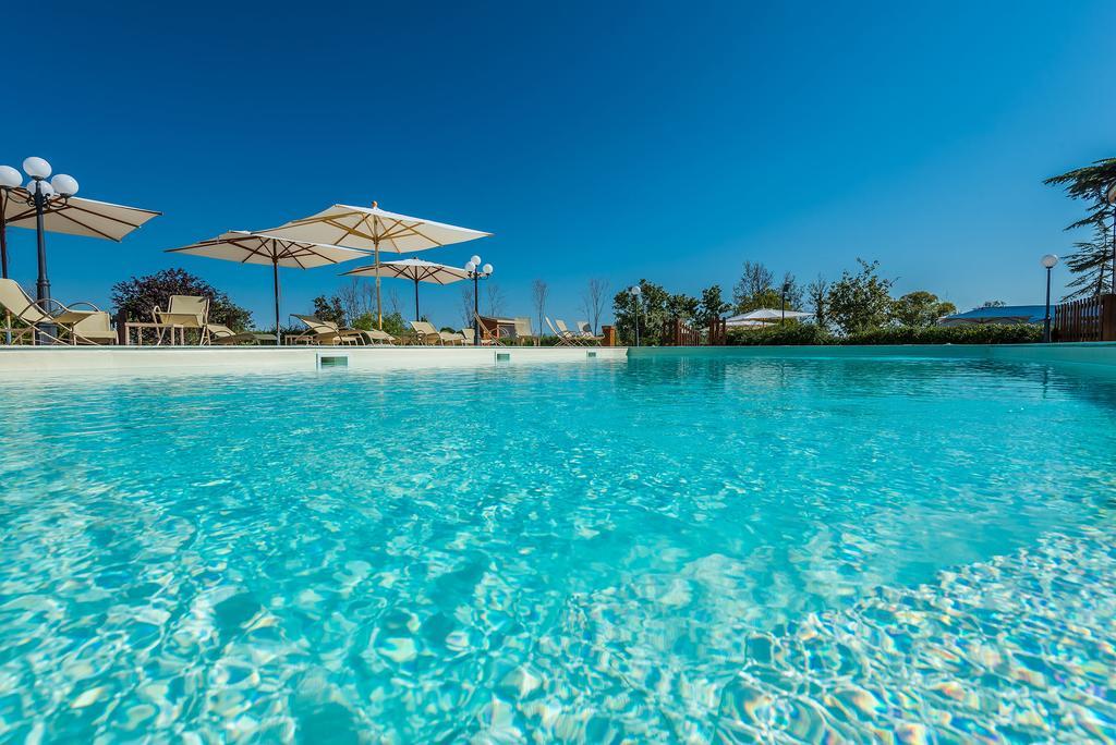 Relais Paradiso Resort & Spa Marcellano Luaran gambar